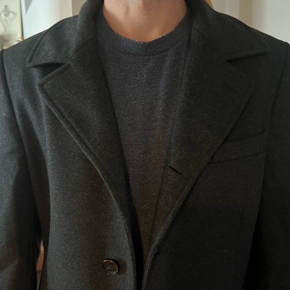 Men’s Hugo Boss wool coat- size 42 - charcoal - Picture 5 of 10